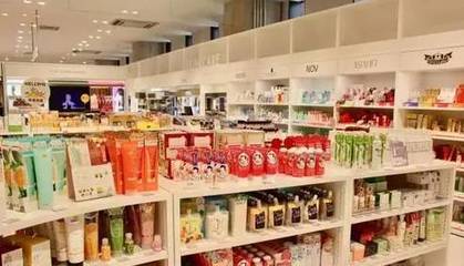 别再说百货不行了，日本这家卖百货的年销数十亿！