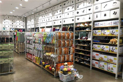 遇见你的美加盟靠谱吗？百货行业加盟的机遇与挑战