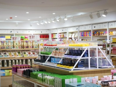 世创优品 10元潮品如何引爆时尚休闲百货市场